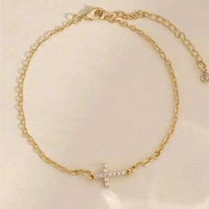 Cross bracelet N745